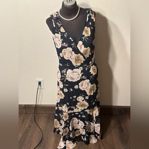 White House black market floral navy blue dress size 4